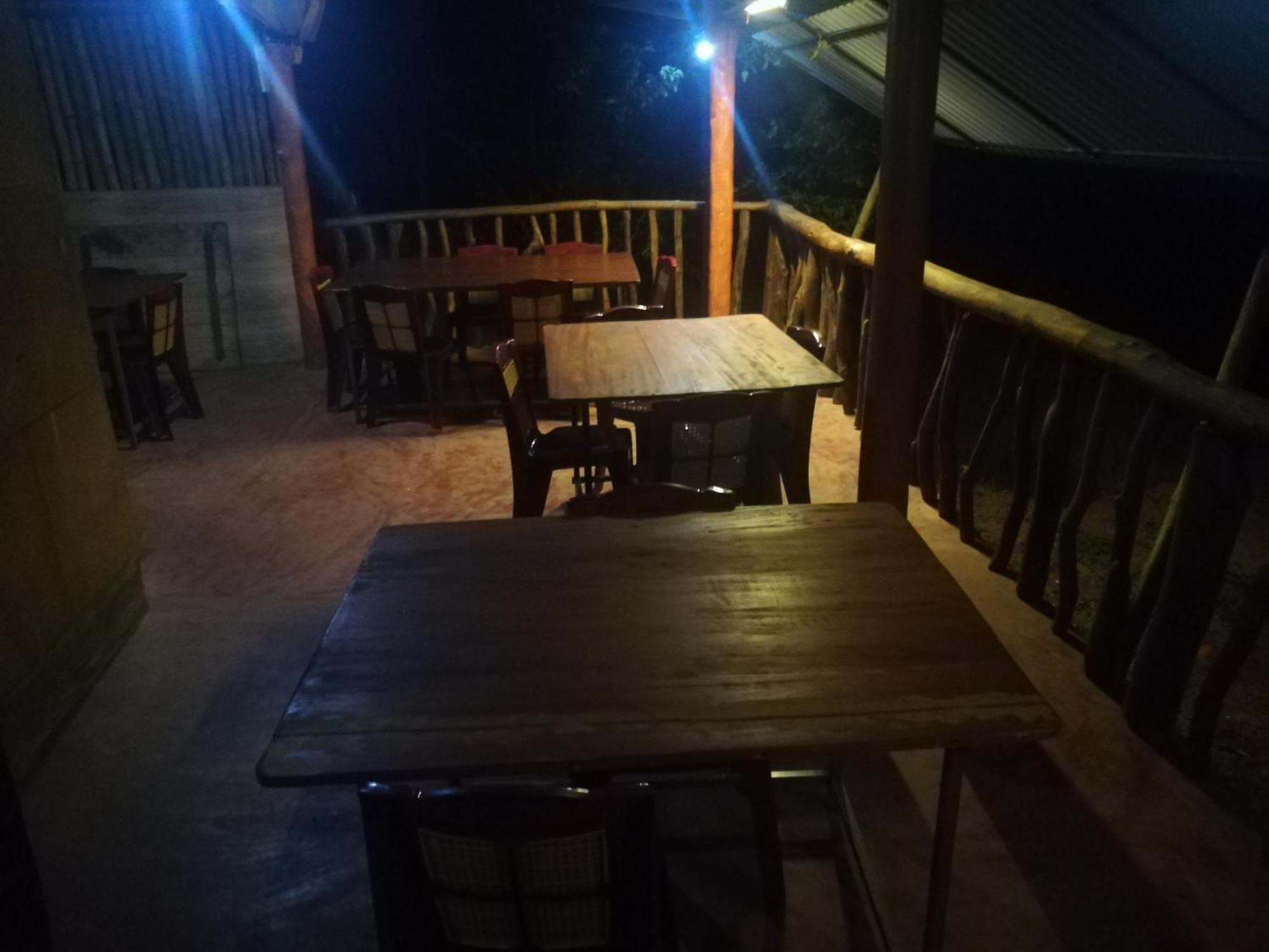 Sinharaja Vini Villa Deniyaya Kamer foto
