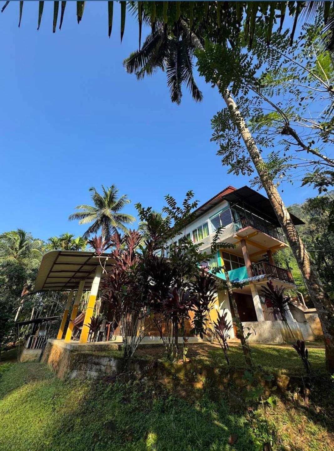 Sinharaja Vini Villa Deniyaya Buitenkant foto